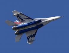 开云体育登录-杜兰特化身F1车手接管揭幕战，步行者则以团队篮球稳稳拿下深圳队—论统治力的两种形态