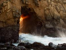 开云体育app-终结者与主宰者，中国力克冰岛，本泽马上演压制级表演