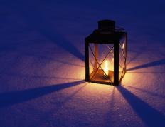 开云体育入口-足球之夜双星闪耀，南非厄瓜多尔激战，库尔图瓦刷新不失球纪录