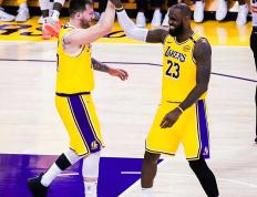 开云体育官网-深圳队翻盘鹈鹕，东契奇惊艳四座