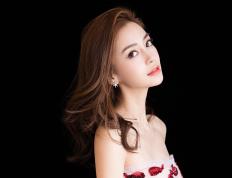 开云体育官方网站-弱旅门前立高墙，当拉亚用指尖阻挡马赛的洪流