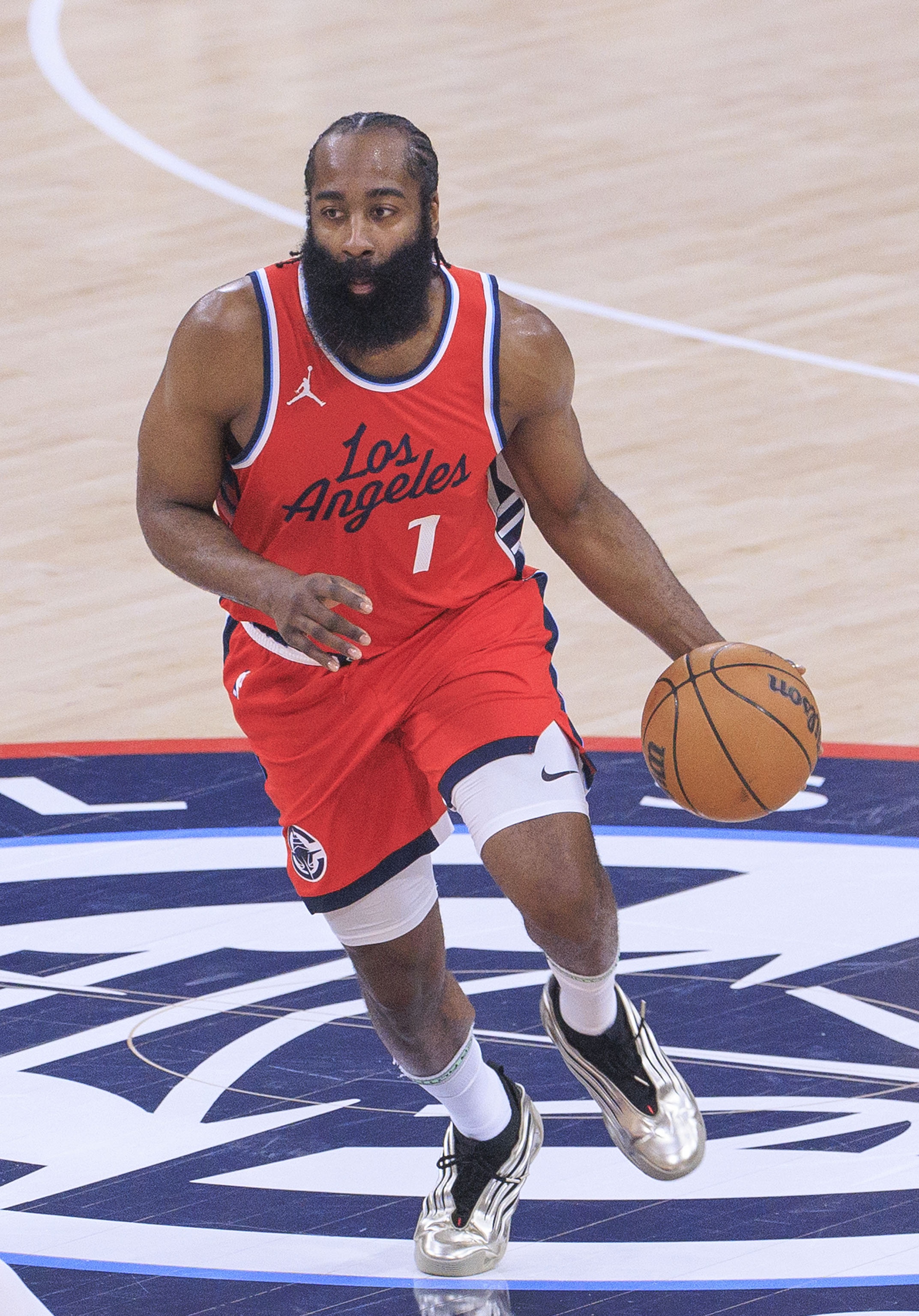 开云官网-快船力克灰熊,取得八连胜