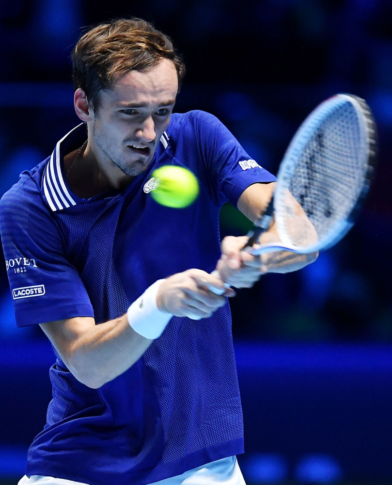 开云体育官网-ATP总决赛鏖战联合杯,梅德韦杰夫扛起全队