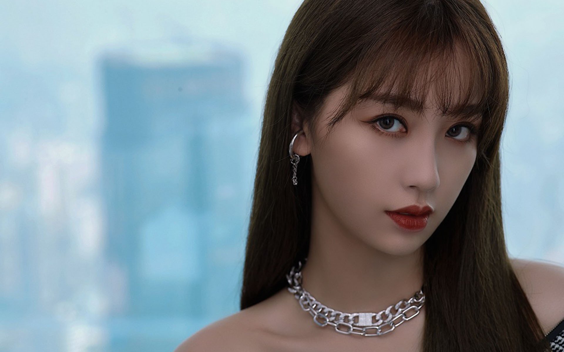 开云下载-格列兹曼的利刃,乌克兰的坚盾,足球场上的矛与盾的现代寓言