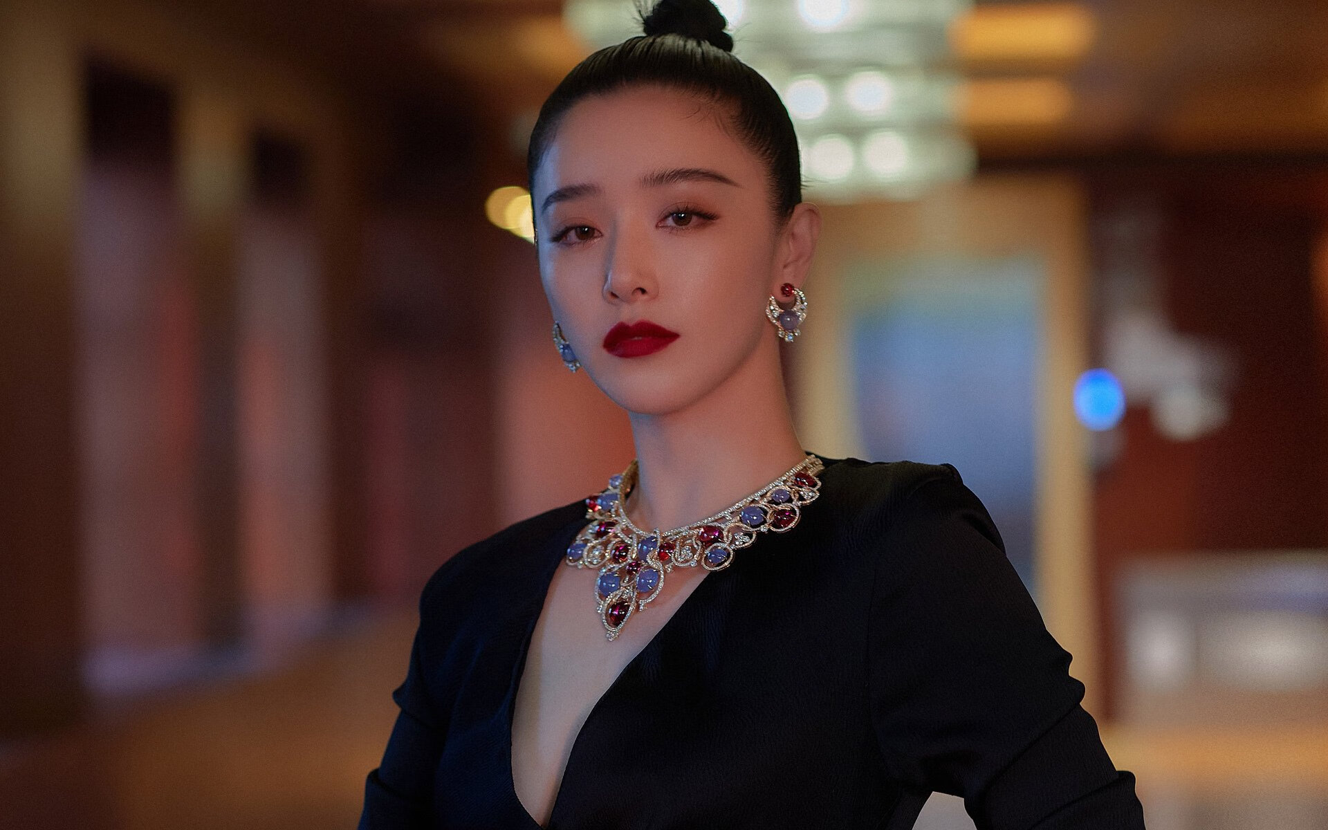 开云体育-从混沌到清明，布鲁诺如何用双脚谱写澳法之战的交响诗章