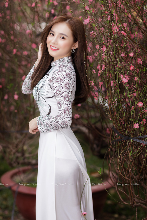 开云体育登录-迪亚斯闪耀亚平宁！佛罗伦萨闪电战3-0速胜摩洛哥，新核确立！